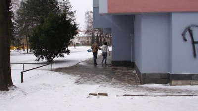 Dink enters stunning brown-haired Lussy B's mouth & vagina