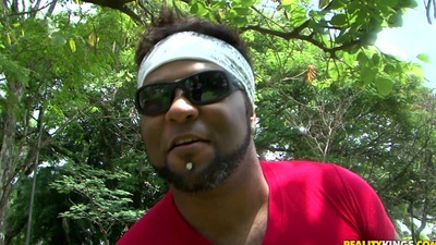 Good wishes Gringos! We were just walking wide be